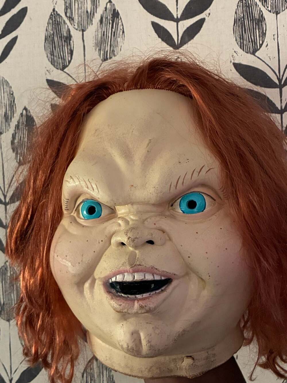 Trick Or Treat Studios Child's Play 2 Evil Chucky Halloween Mask
